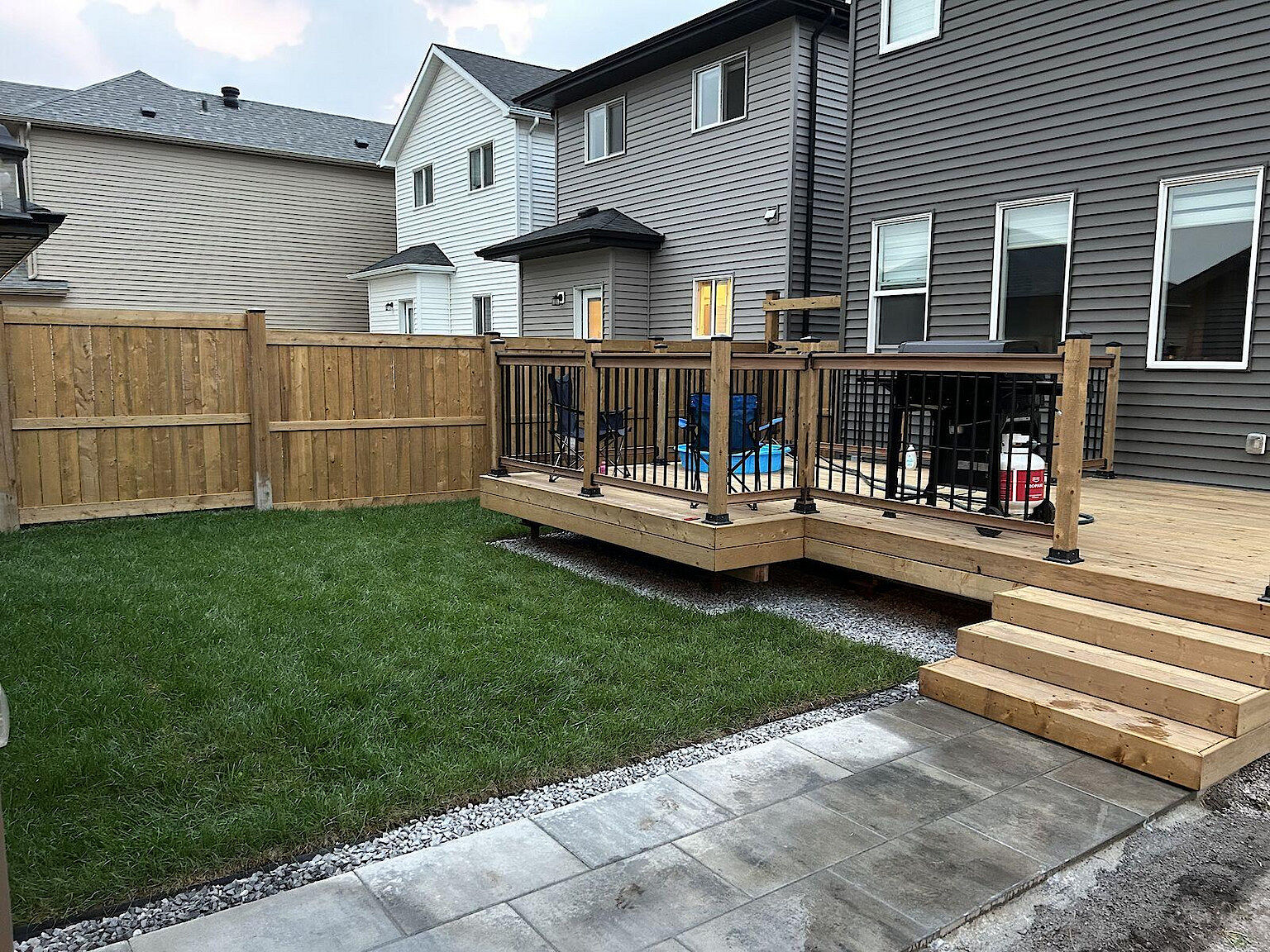 Edmonton 3 bedrooms House for rent. Property photo: 688987-1