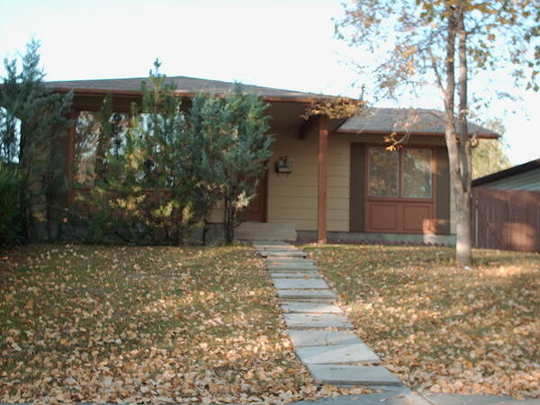 Calgary 3 bedrooms House for rent. Property photo: 689014-1