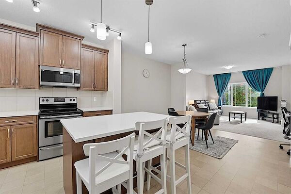 Airdrie 4 bedrooms House for rent. Property photo: 689086-3