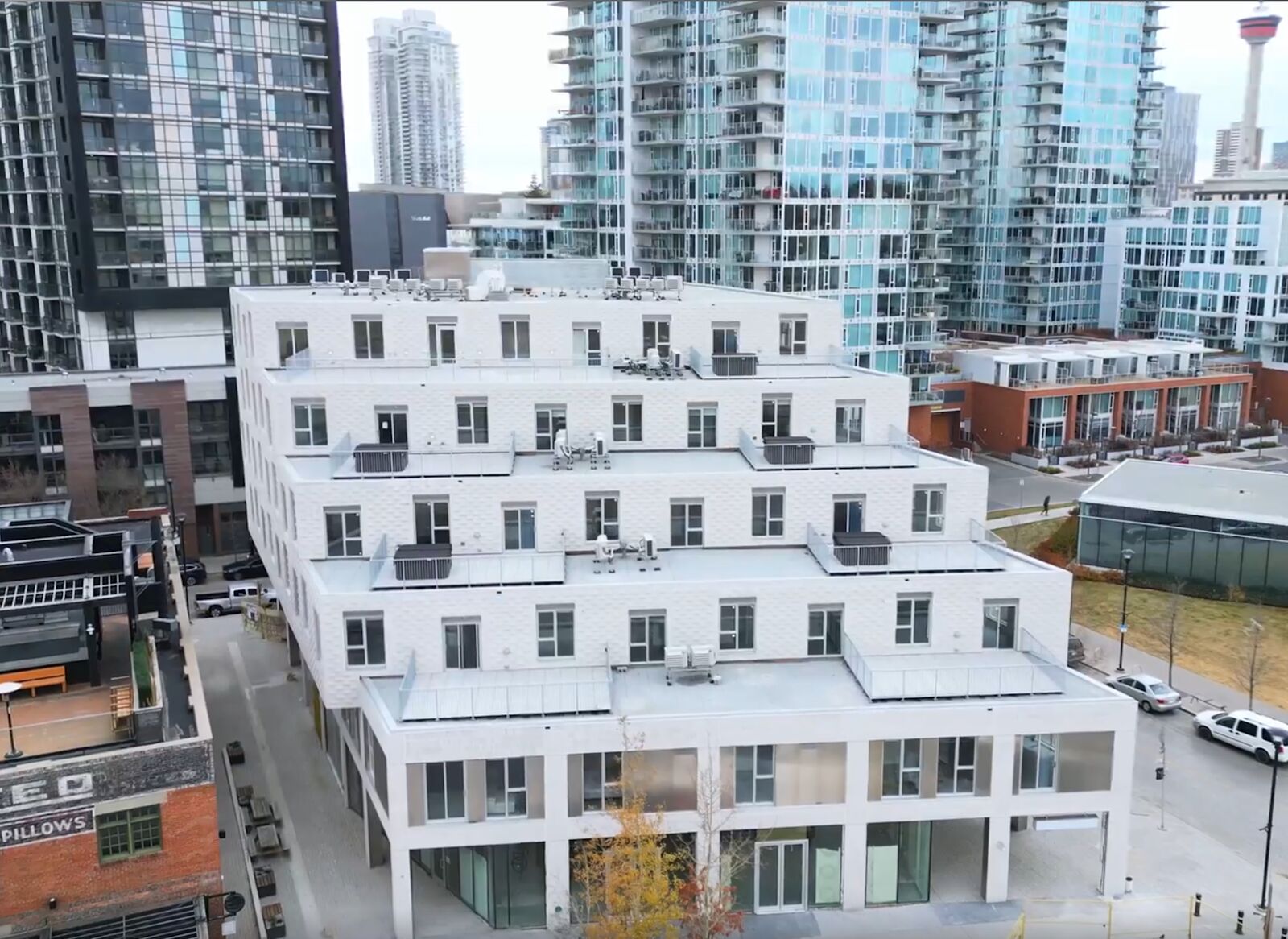 Calgary 2 bedrooms Apartment for rent. Property photo: 689090-1