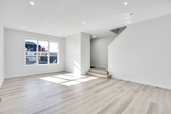 Calgary 1 bedroom House for rent. Property photo: 689115-2