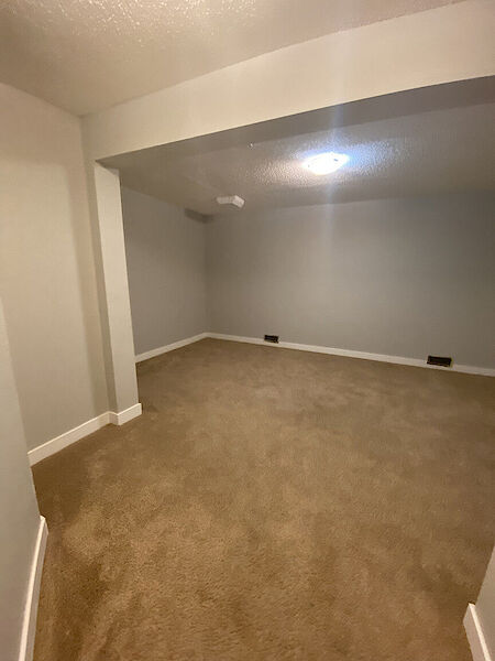 Calgary 3 bedrooms House for rent. Property photo: 689241-3