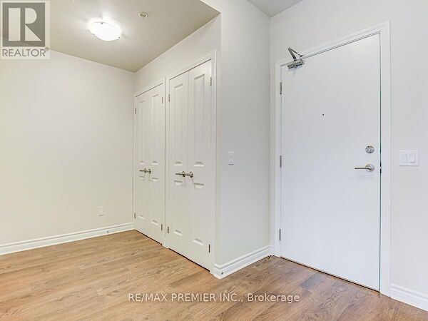 Toronto 2 bedrooms Apartment for rent. Property photo: 689343-3