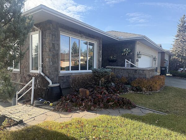 Edmonton 3 + Den bedrooms House for rent. Property photo: 689363-2