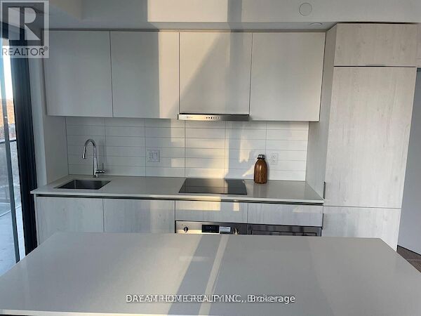 Toronto 1 bedroom Apartment for rent. Property photo: 689383-3
