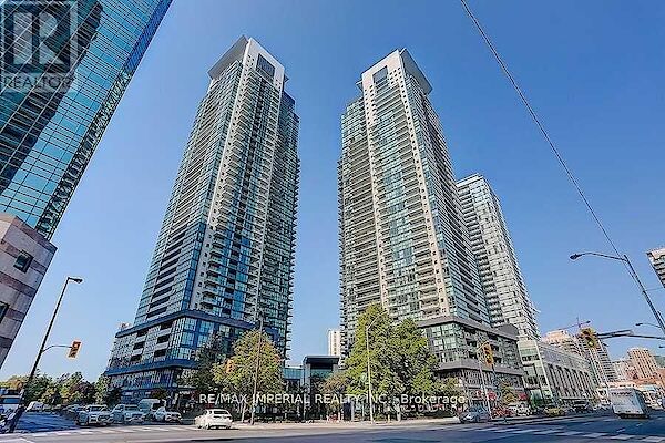 Toronto 2 bedrooms Apartment for rent. Property photo: 689393-3