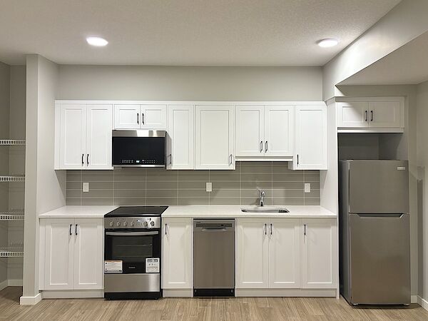 Calgary 1 bedroom Basement for rent. Property photo: 689503-2