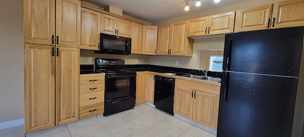 Grande Prairie 3 bedrooms Townhouse for rent. Property photo: 699360-2