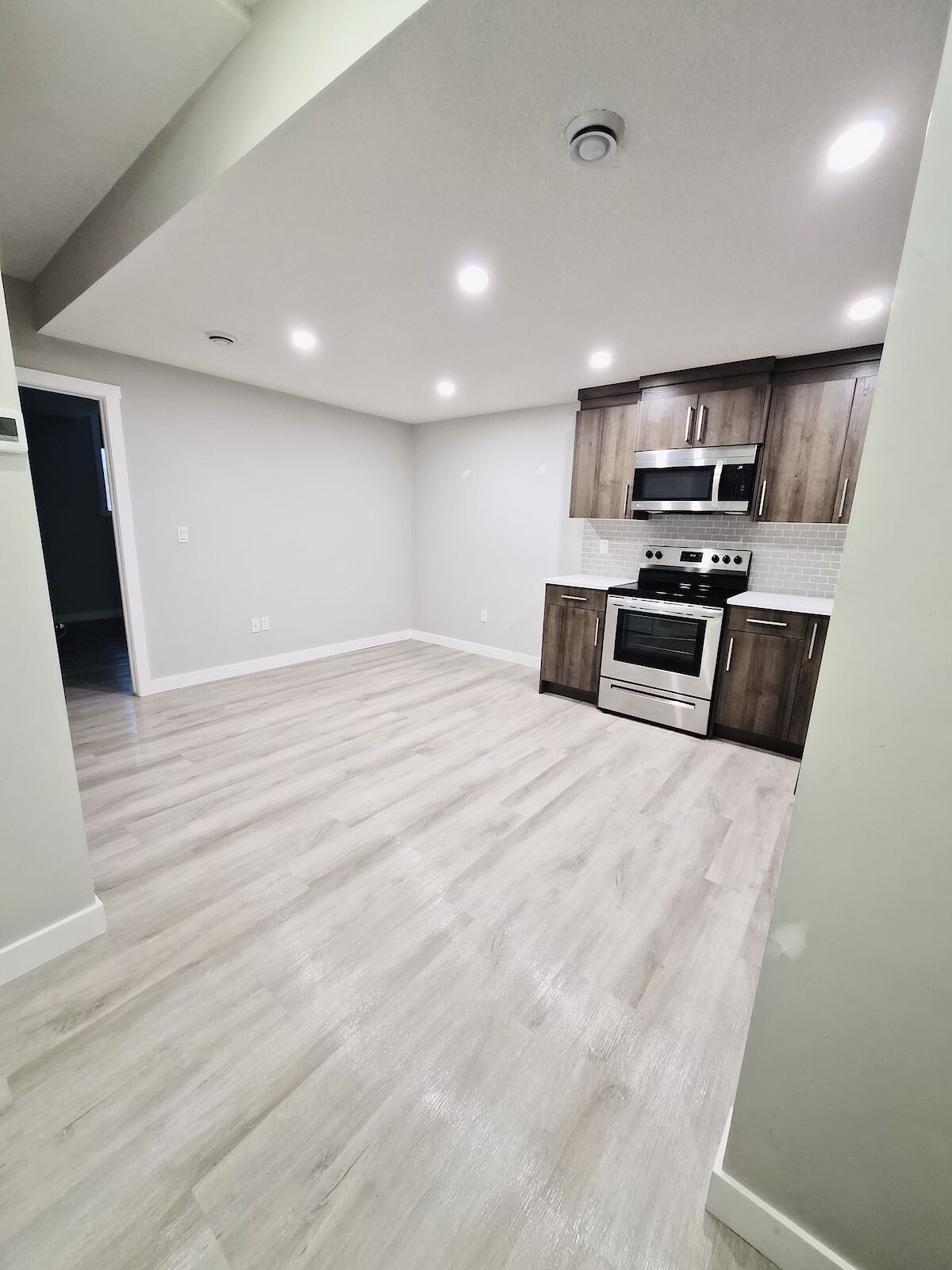 Calgary Basement For Rent | Glacier Ridge | Cozy 1 bedroom legal ...