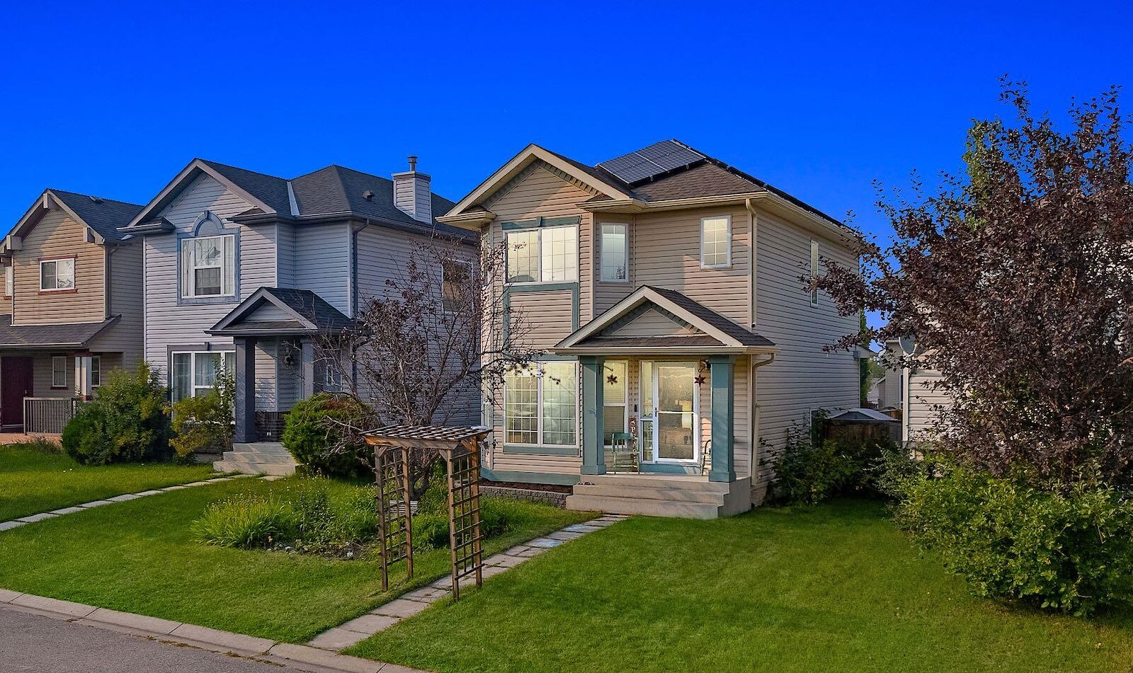 Calgary House For Rent | Evergreen | Main & Upstairs Floors for | ID ...