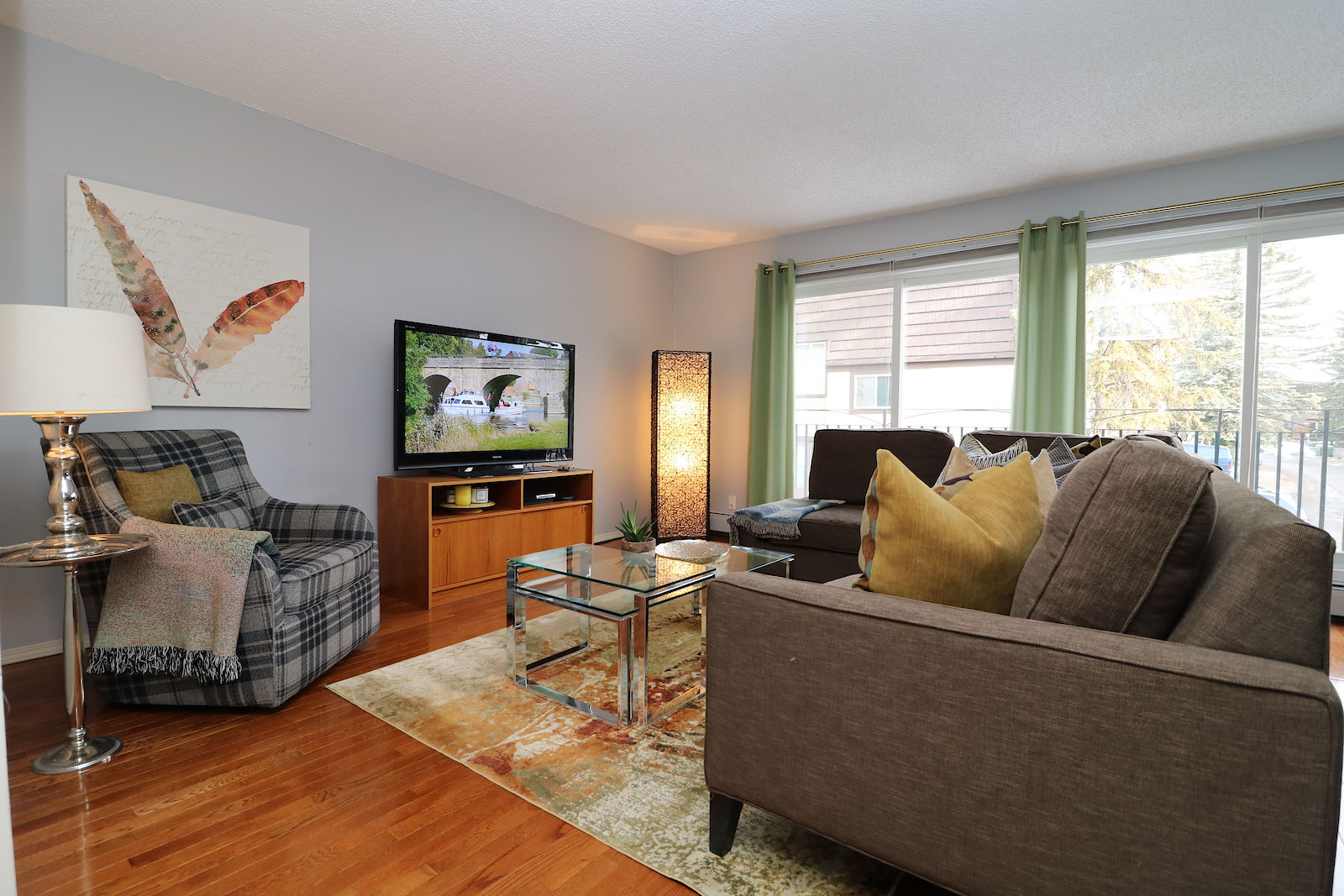 Calgary 3 bedrooms Townhouse for rent. Property photo: 74020-1