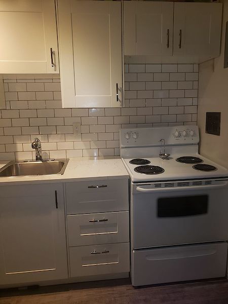 Calgary 2 bedrooms Condo Unit for rent. Property photo: 79300-3