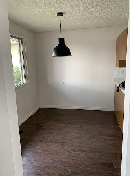 Calgary 5 bedrooms House for rent. Property photo: 80457-3
