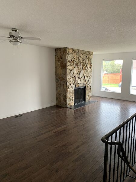 Calgary 5 bedrooms House for rent. Property photo: 80457-2