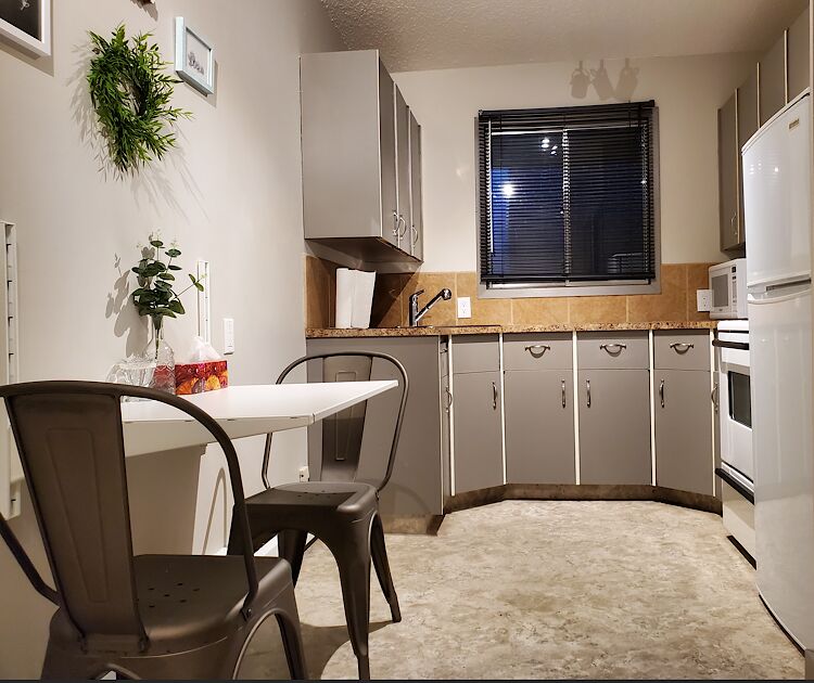 Calgary 1 bedroom Apartment for rent. Property photo: 81947-1