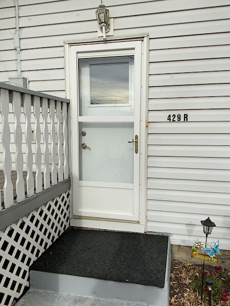 Calgary 1 bedroom Basement for rent. Property photo: 83945-2