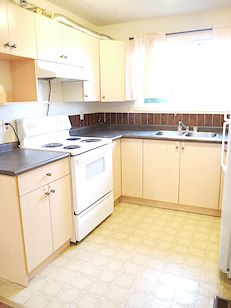 Calgary 3 bedrooms Main Floor for rent. Property photo: 8505-3
