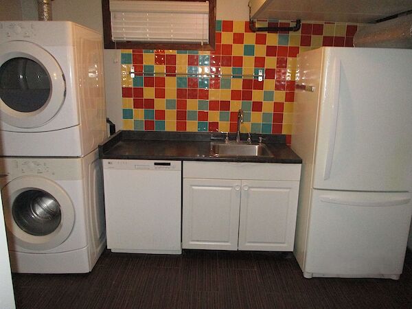 Calgary 2 bedrooms Basement for rent. Property photo: 91427-2