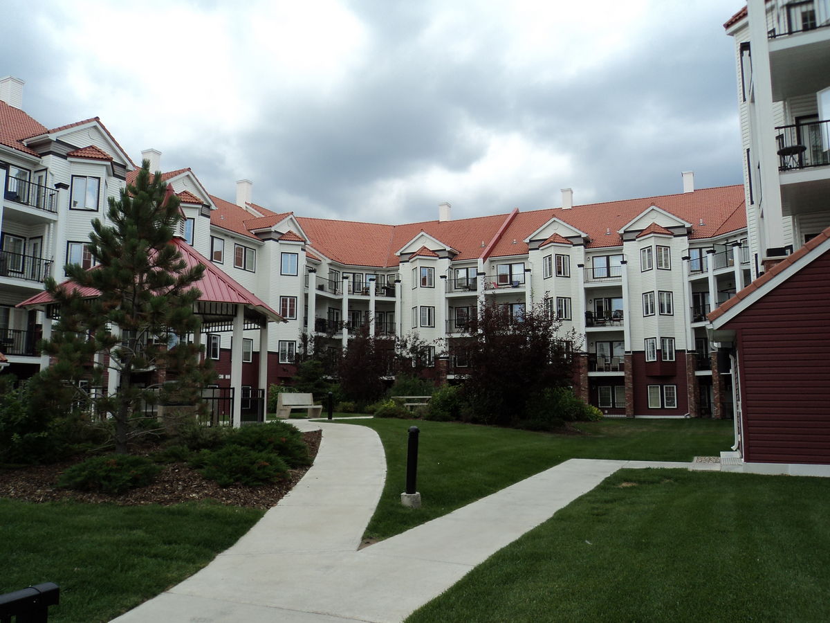 Calgary 1 bedroom Condo Unit for rent. Property photo: 92412-1