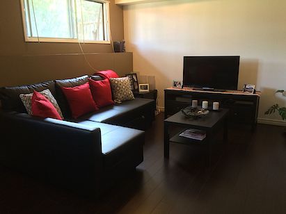 Calgary 2 bedrooms Duplex for rent. Property photo: 9263-2