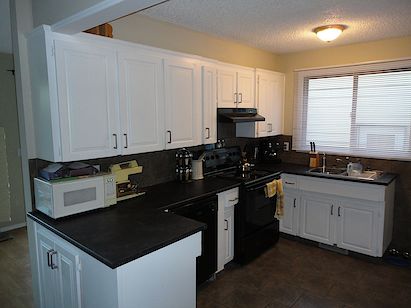 Calgary 3 bedrooms Duplex for rent. Property photo: 92650-3