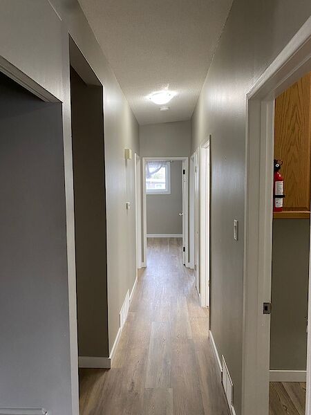 Calgary 3 bedrooms Main Floor for rent. Property photo: 96093-2