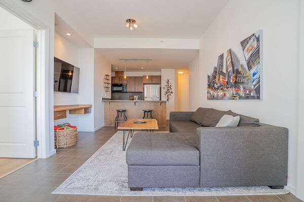 Calgary 2 bedrooms Condo Unit for rent. Property photo: 96235-2