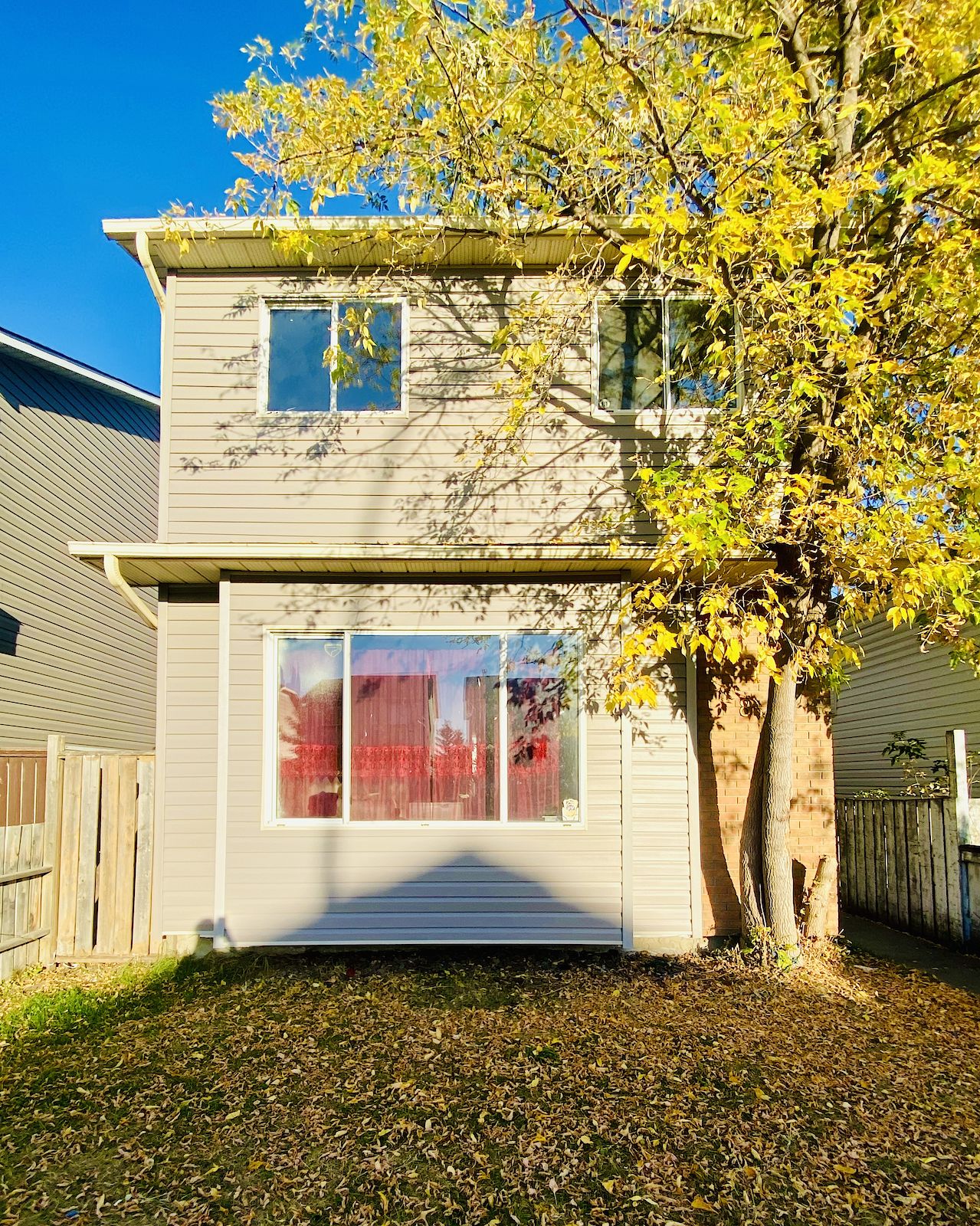 Calgary 3 bedrooms House for rent. Property photo: 9667-1