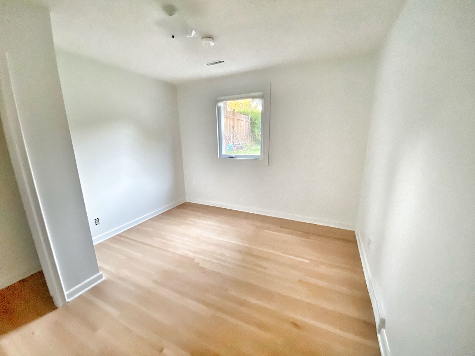 Calgary 2 bedrooms Basement for rent. Property photo: 97505-1